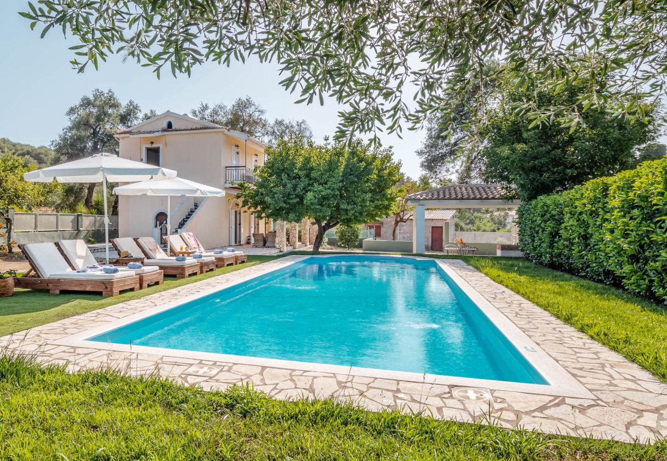 Villa in Karniaris - Villa Sun Sole