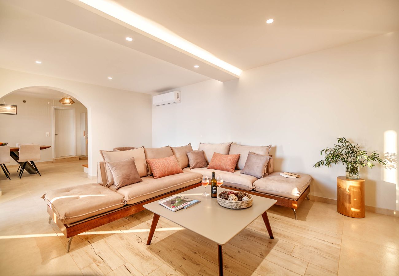 Villa in Kontogialos - Ocean View Luxury Villa Ethra