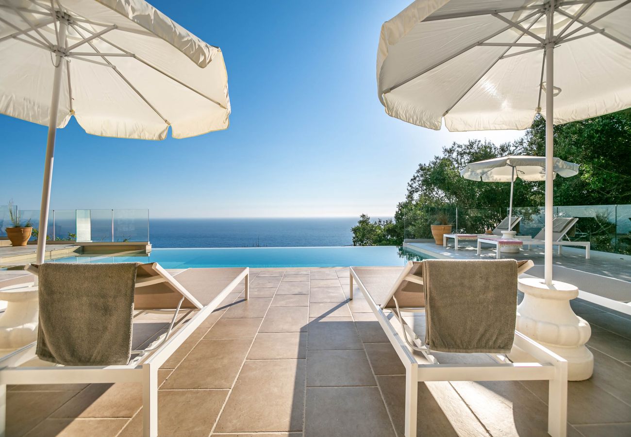 Villa in Kontogialos - Ocean View Luxury Villa Ethra