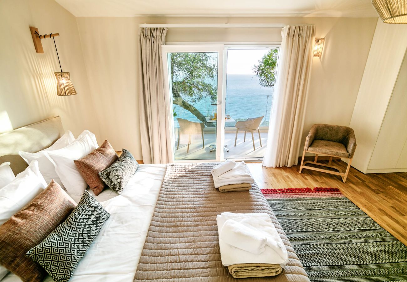 Villa in Kontogialos - Ocean View Luxury Villa Ethra