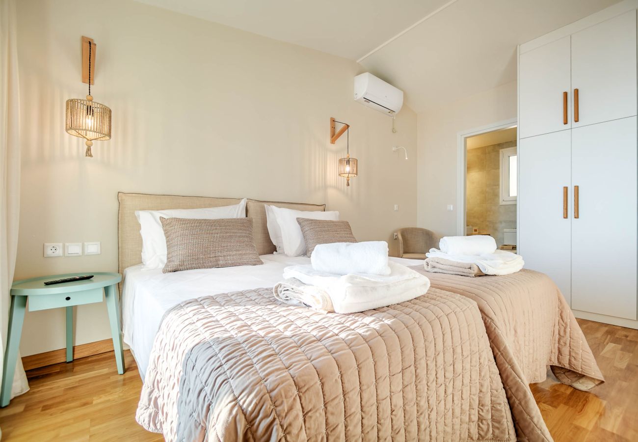 Villa in Kontogialos - Ocean View Luxury Villa Ethra