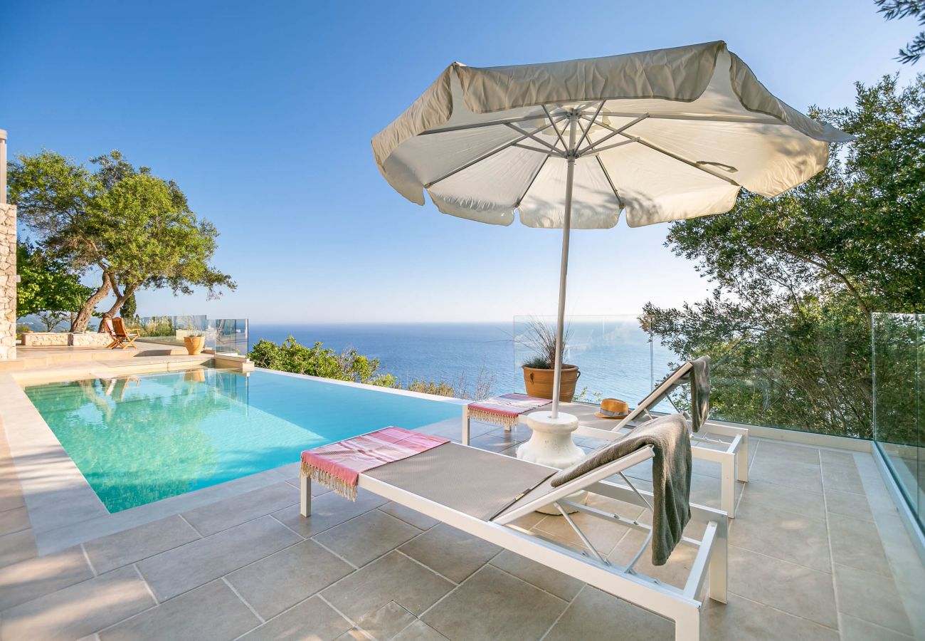 Villa in Kontogialos - Ocean View Luxury Villa Ethra