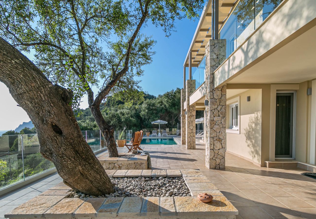 Villa in Kontogialos - Ocean View Luxury Villa Ethra