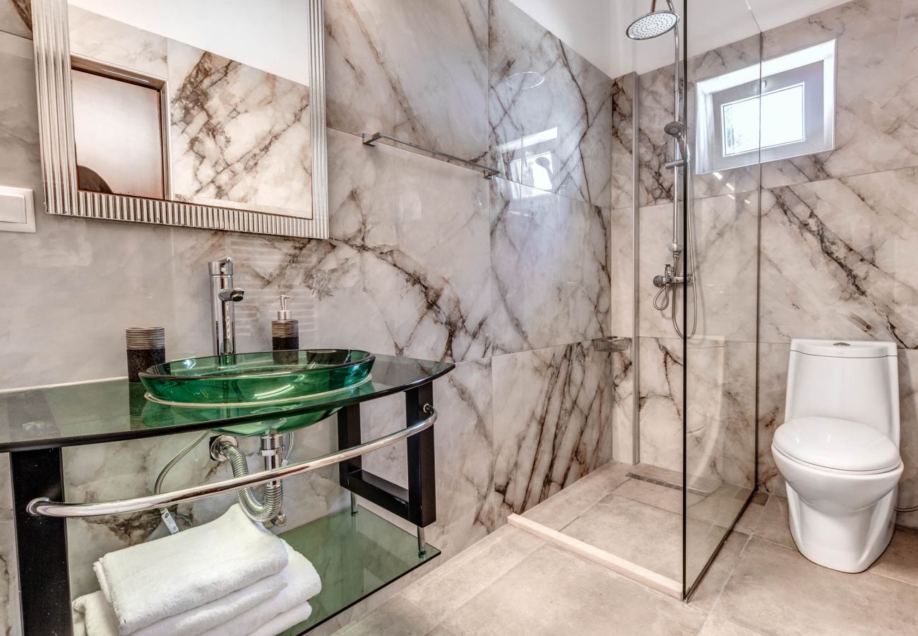 Villa in Kontogialos - Ocean View Luxury Villa Nefeli