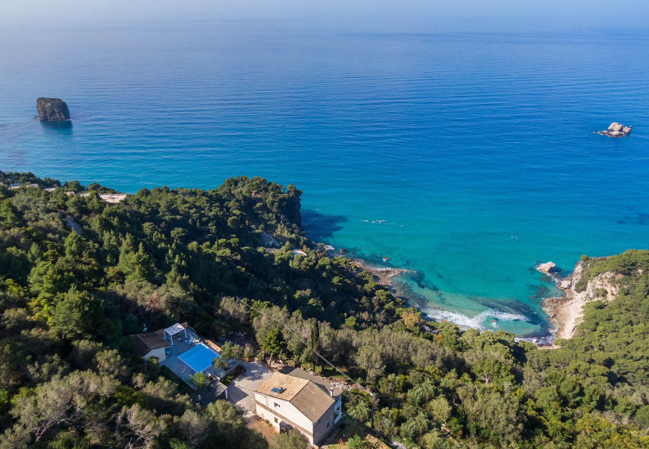 Villa in Kontogialos - Ocean View Luxury Villa Nefeli