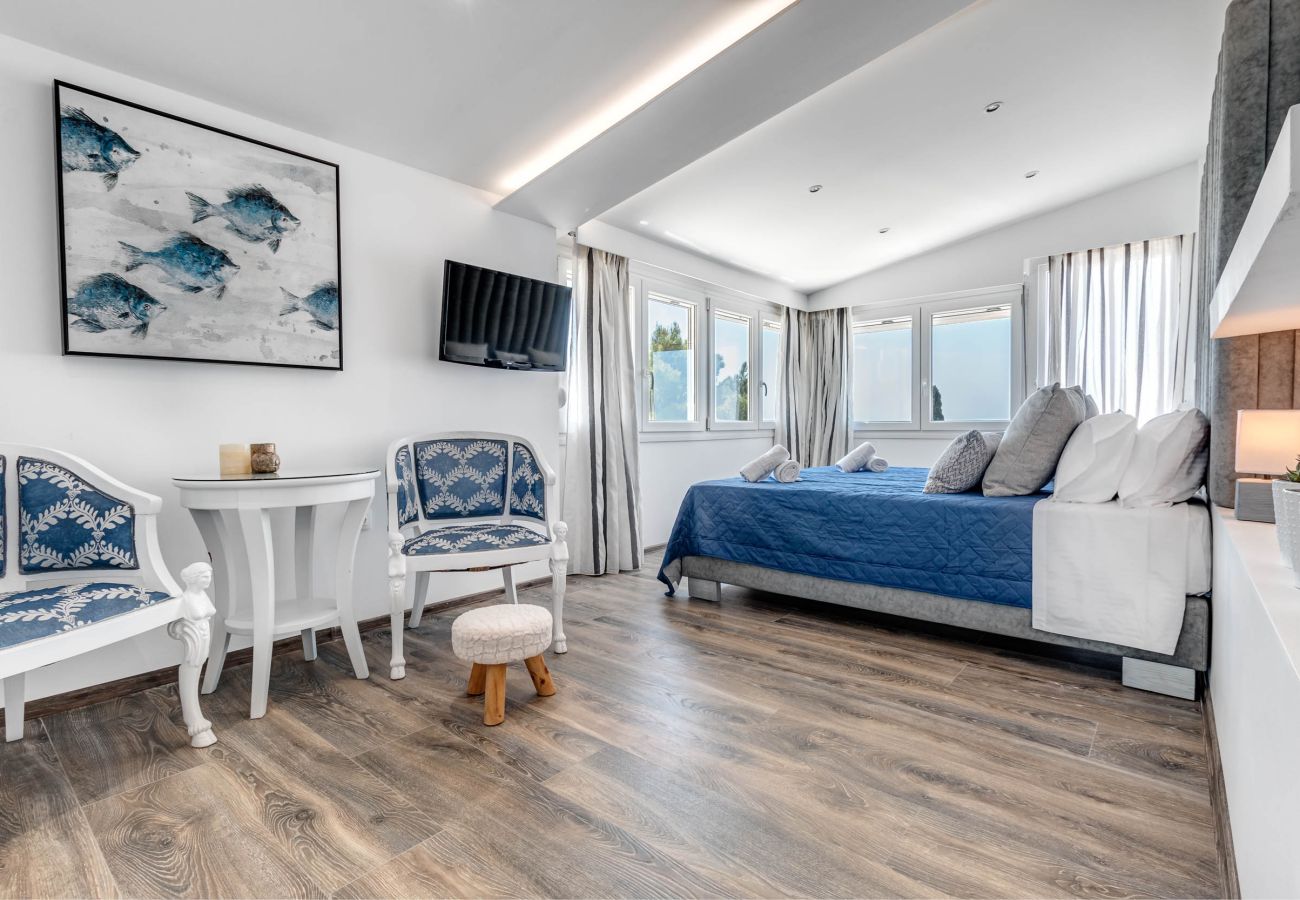 Villa in Kontogialos - Ocean View Luxury Villa Nefeli