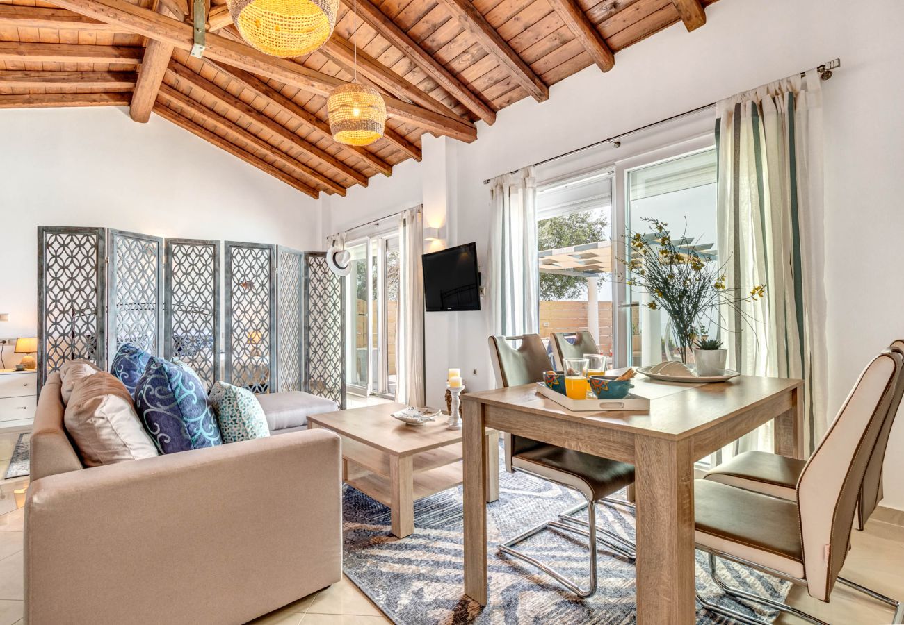 Villa in Kontogialos - Ocean View Luxury Villa Nefeli