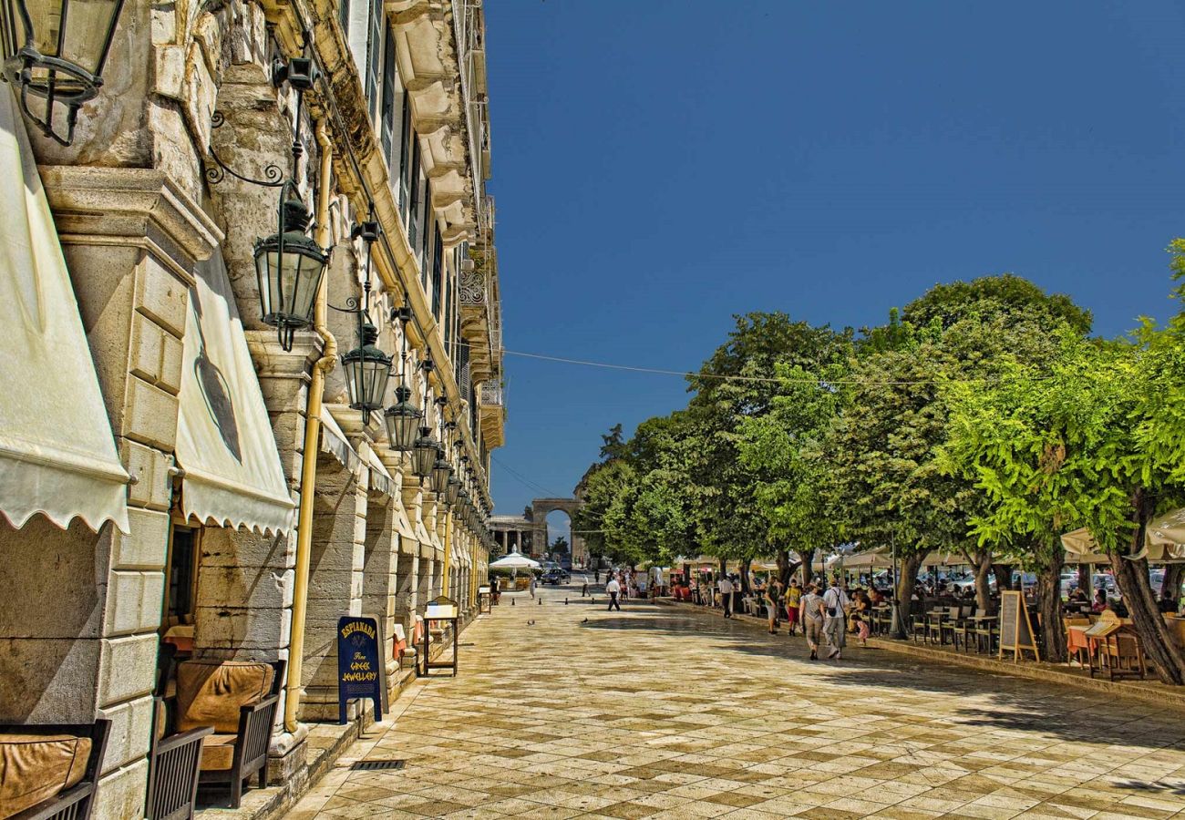 Apartment in Corfu Town - Mouragia Loft - Waterfront Old Corfu Town