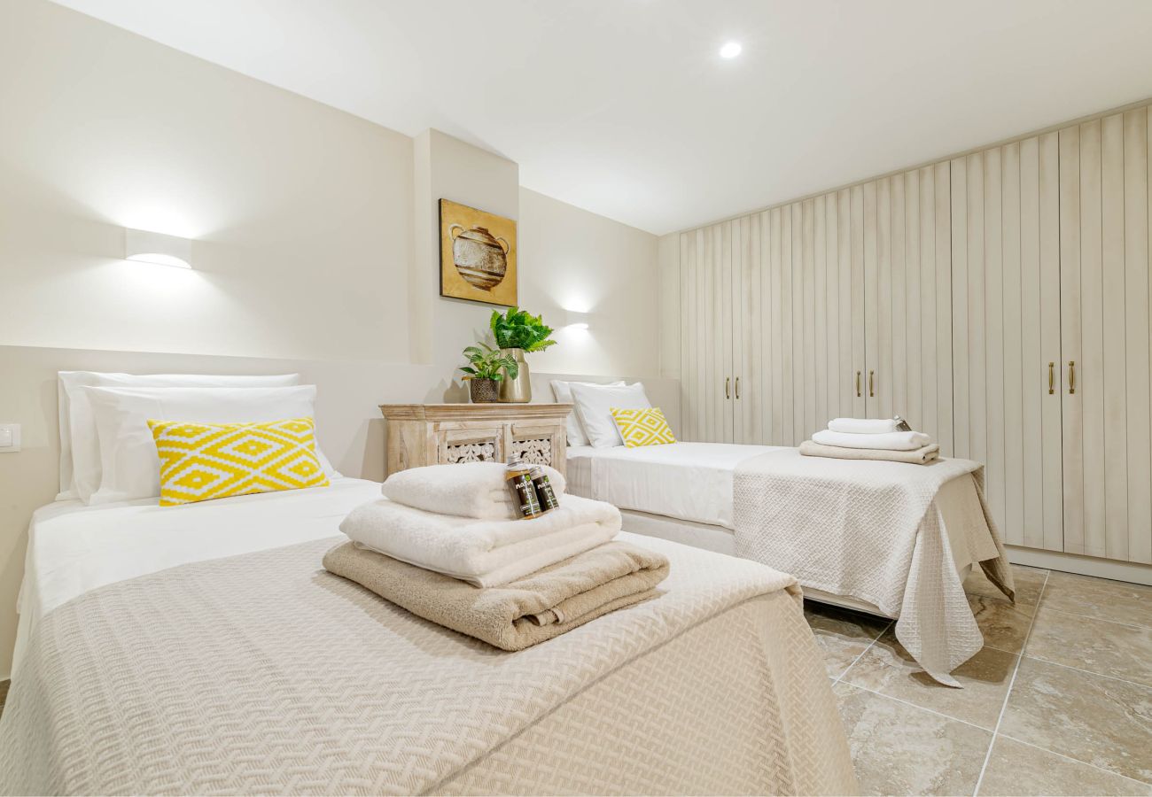 Cottage in Palaiokastritsa - The Heritage Cottage in Doukades