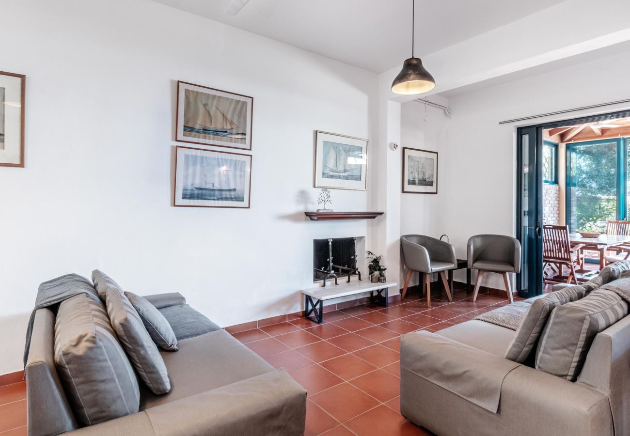 Villa in Barbati - Barbati Beachfront Pool Villa