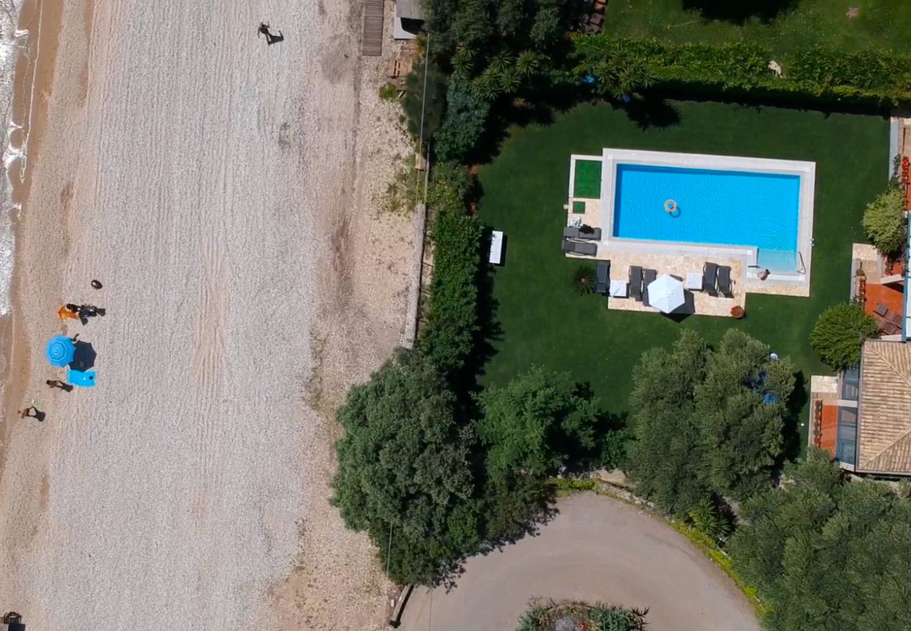 Villa in Barbati - Barbati Beachfront Pool Villa