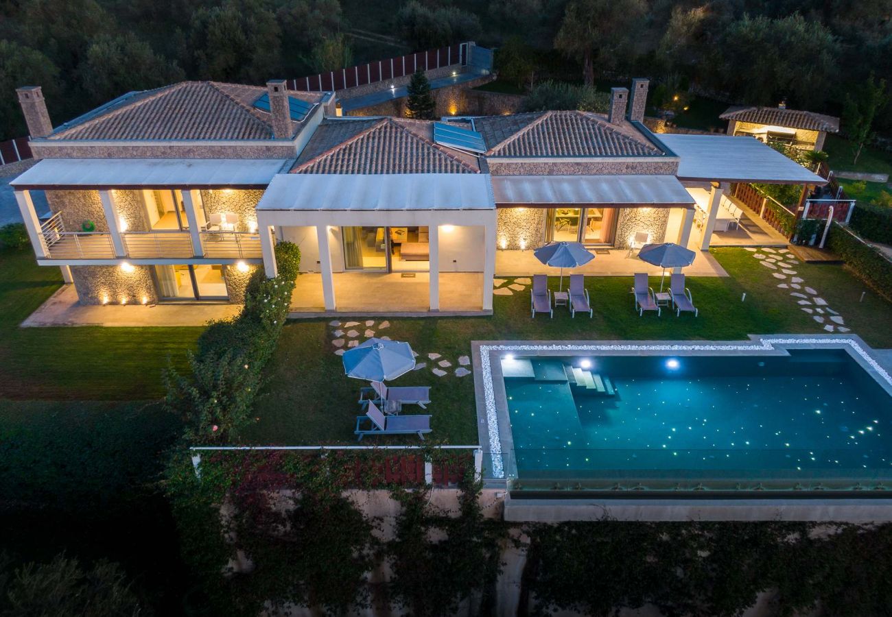 Villa in Kokkini - Luxury Villa Helanes