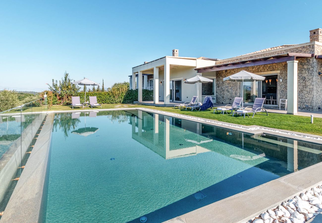 Villa in Kokkini - Luxury Villa Helanes