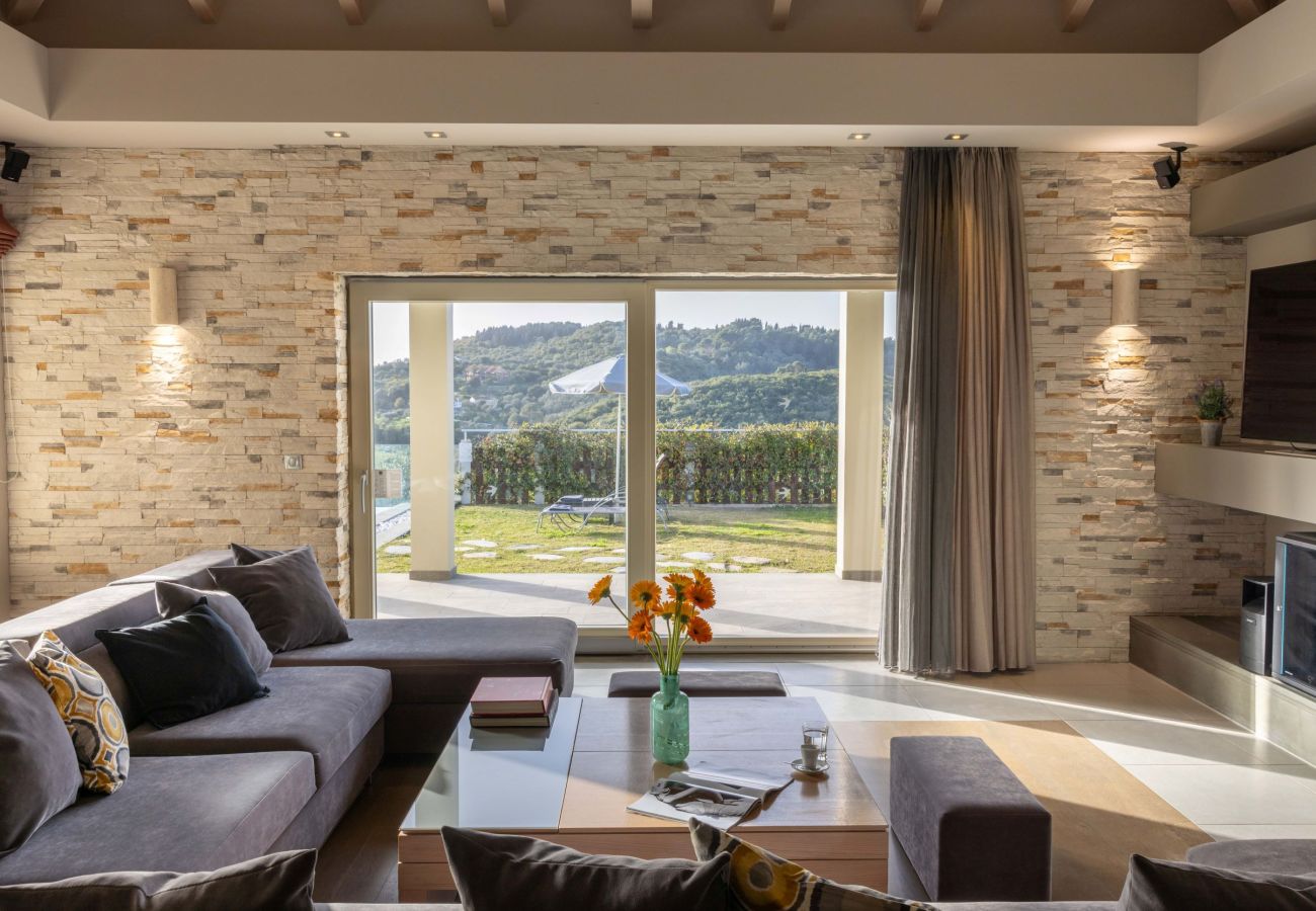 Villa in Kokkini - Luxury Villa Helanes