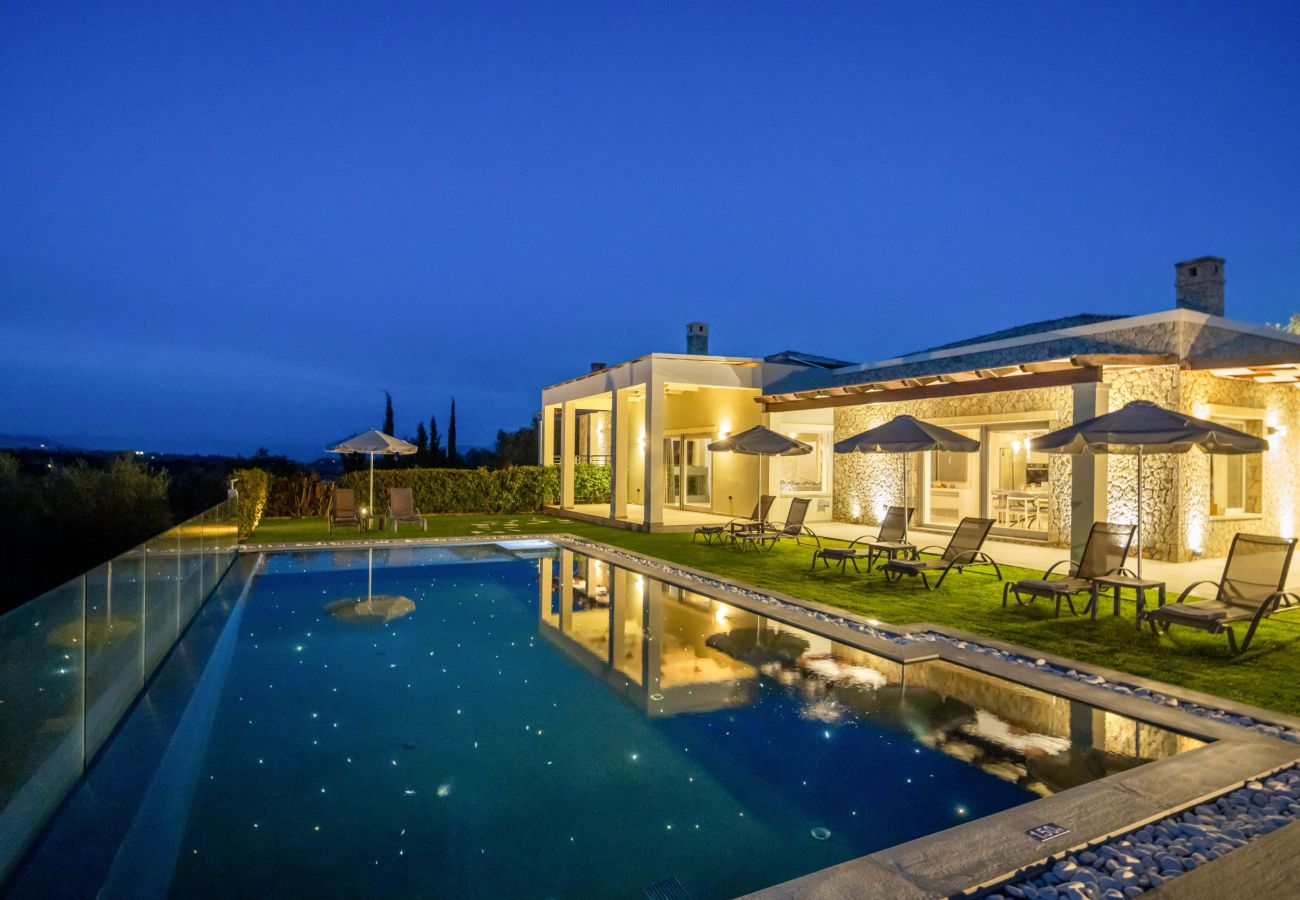 Villa in Kokkini - Luxury Villa Helanes