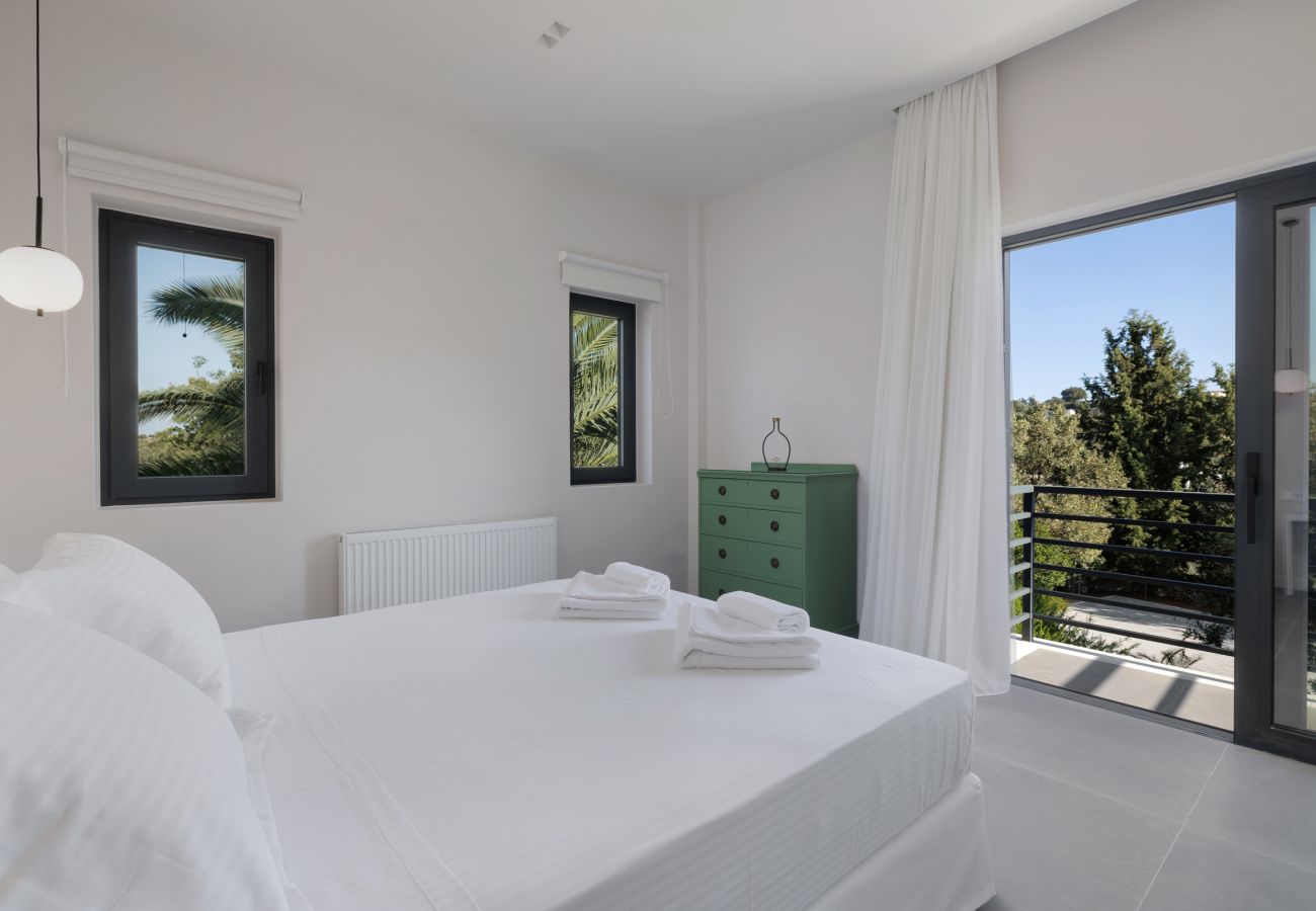 Villa in Achilleio - Myrtia - Luxury Hidden Gem