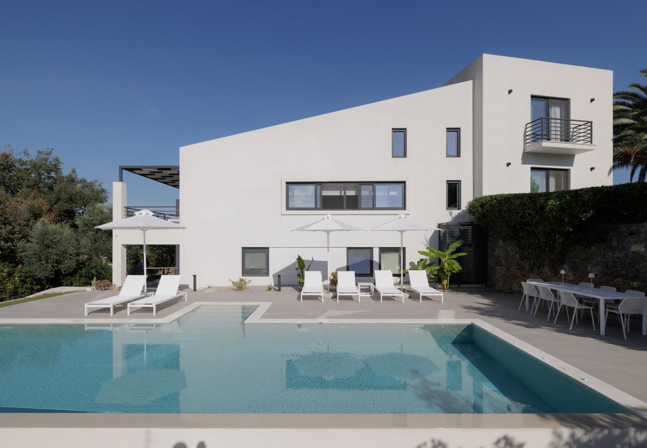 Villa in Achilleio - Myrtia - Luxury Hidden Gem