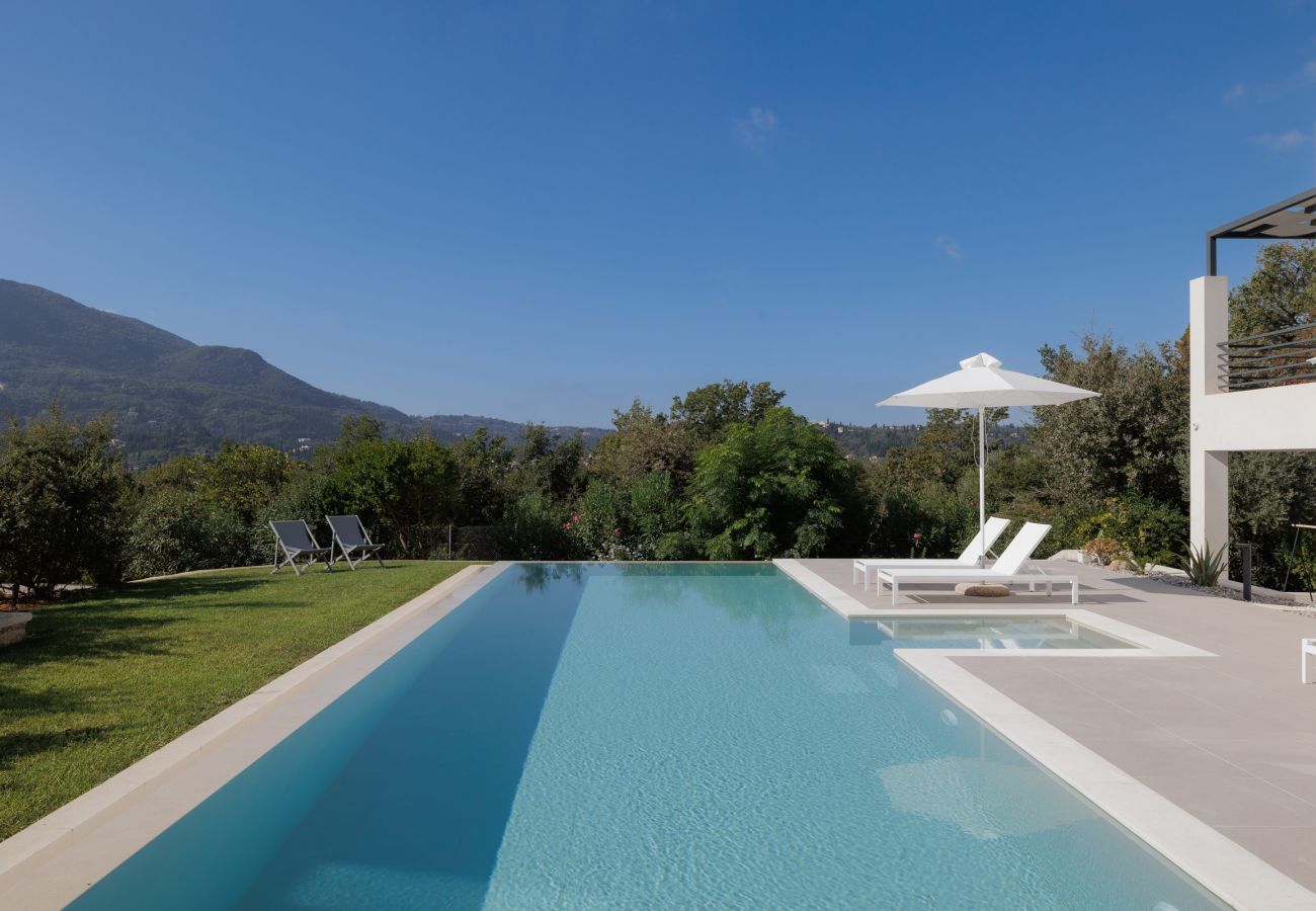 Villa in Achilleio - Myrtia - Luxury Hidden Gem
