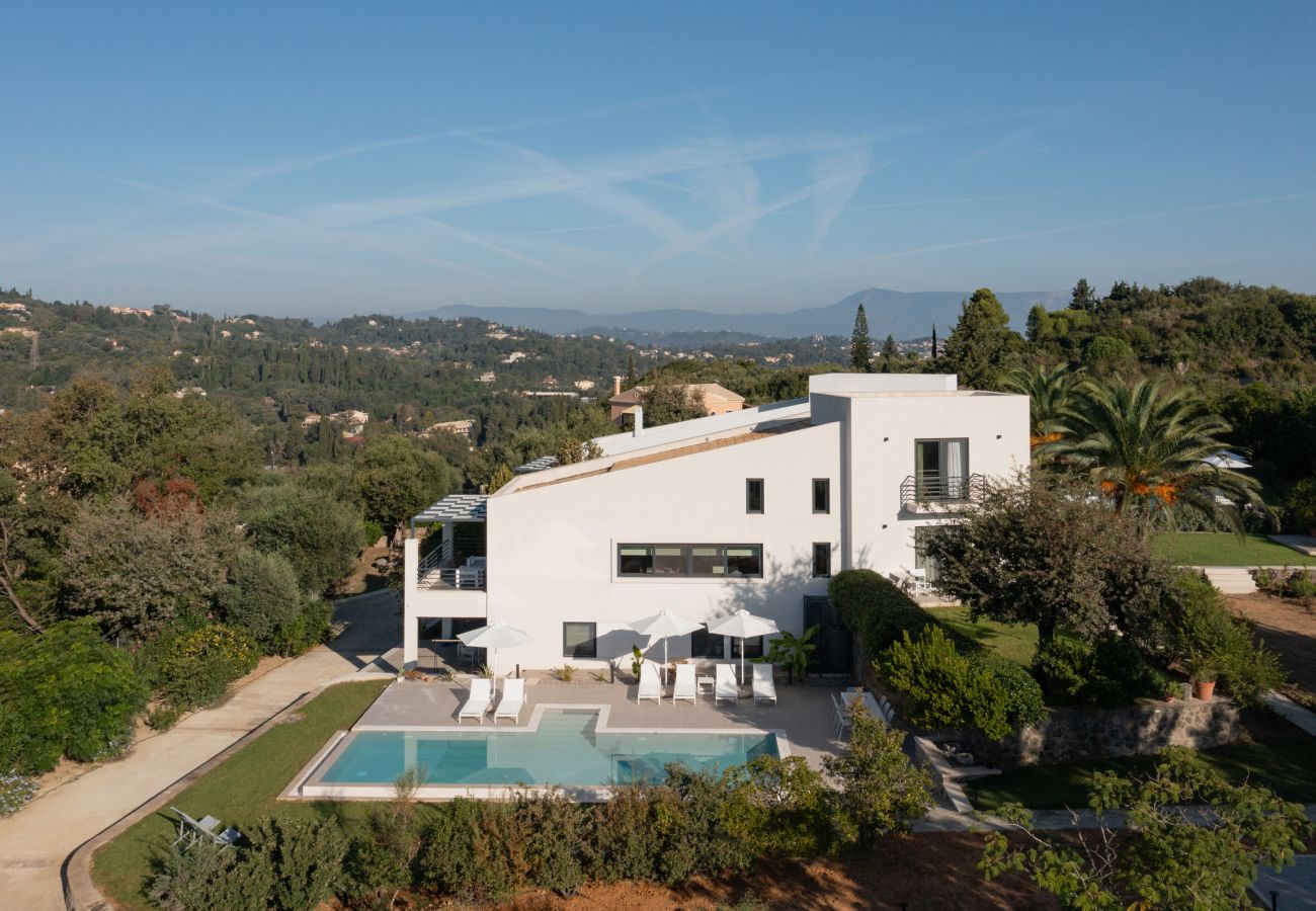 Villa in Achilleio - Myrtia - Luxury Hidden Gem