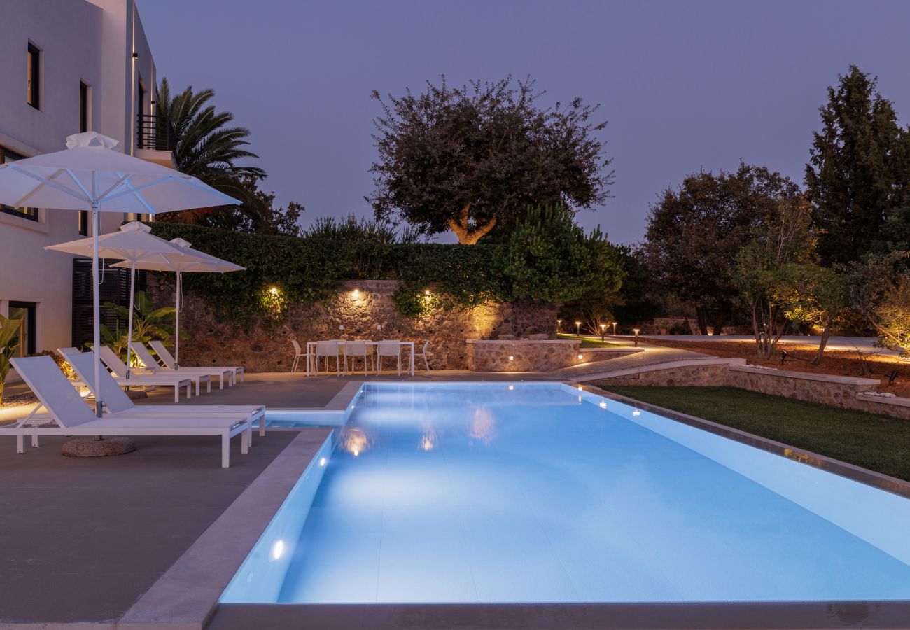 Villa in Achilleio - Myrtia - Luxury Hidden Gem