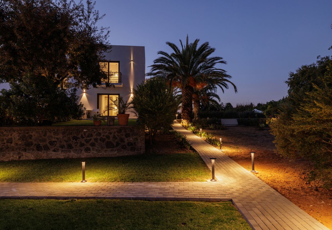 Villa in Achilleio - Myrtia - Luxury Hidden Gem