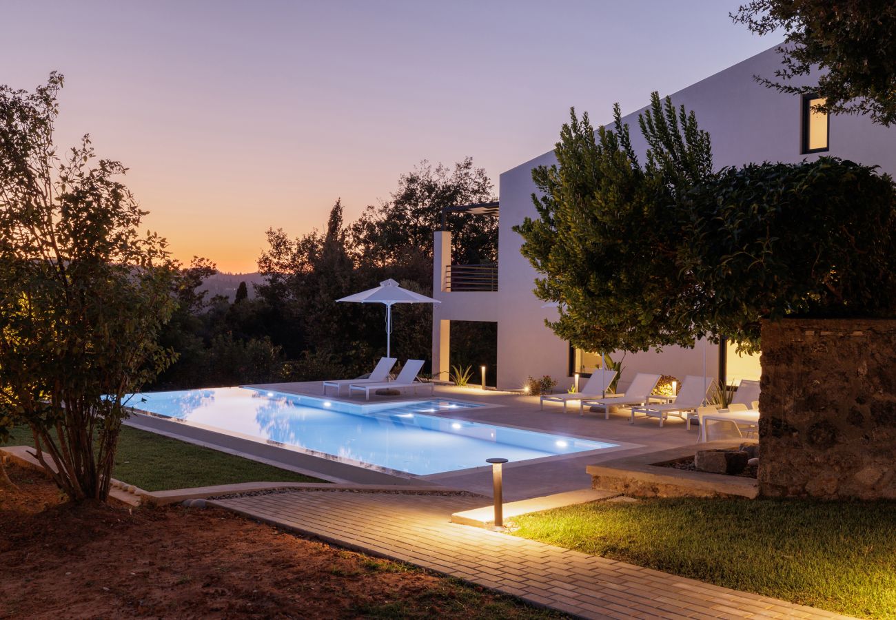 Villa in Achilleio - Myrtia - Luxury Hidden Gem