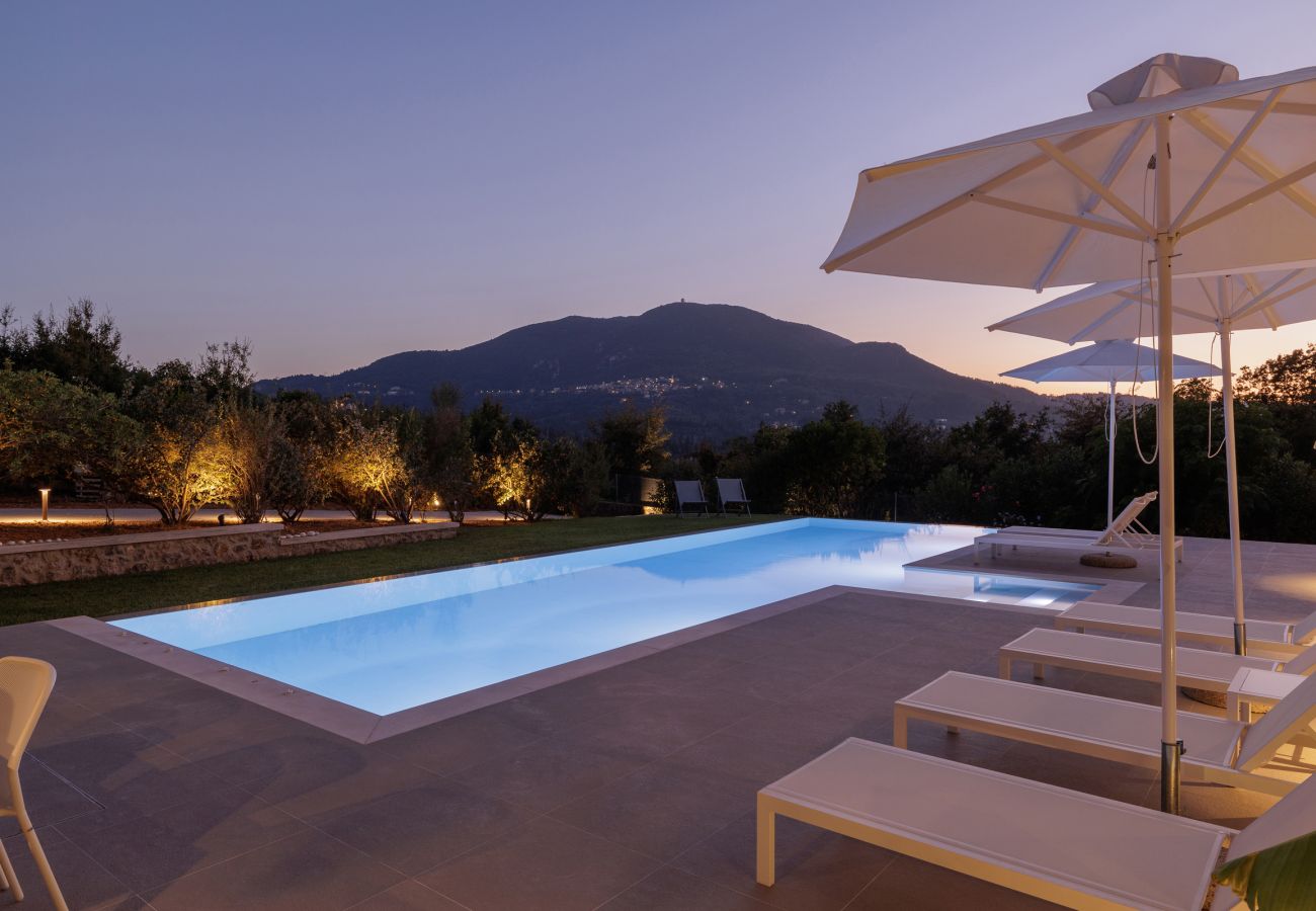 Villa in Achilleio - Myrtia - Luxury Hidden Gem