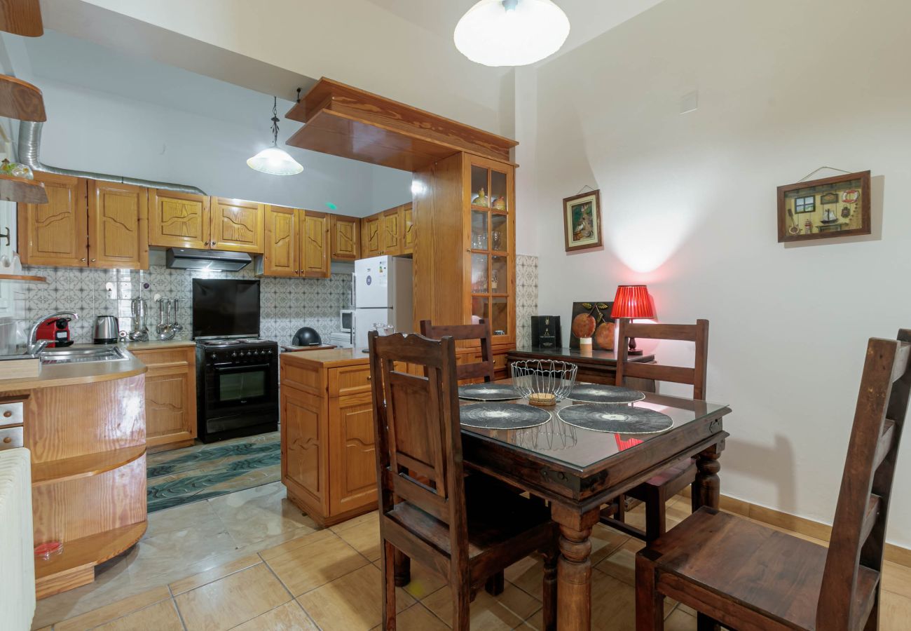 Apartment in Corfu Town - Charming Central Corfu Apartment in old Town