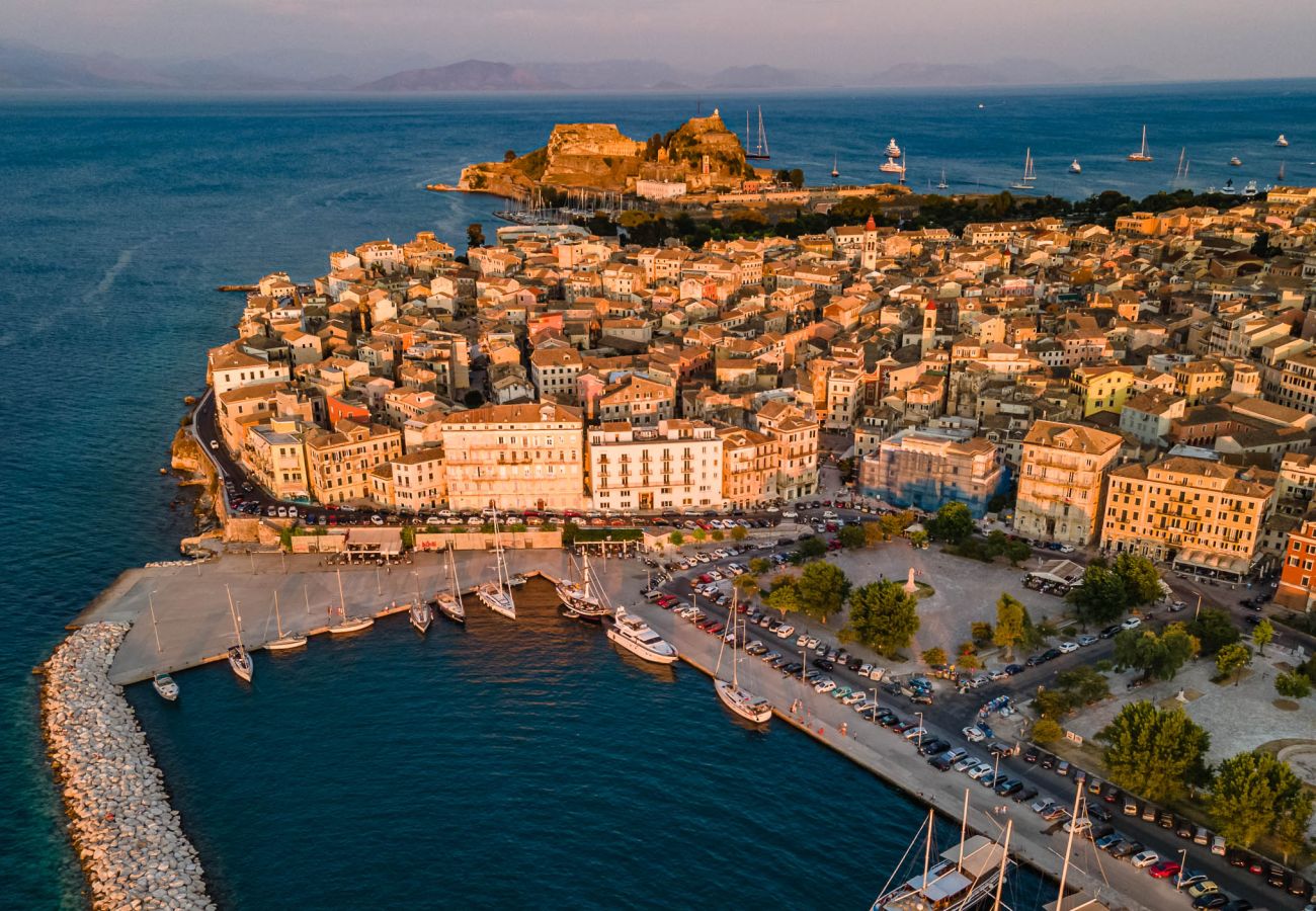 Apartment in Corfu Town - Charming Central Corfu Apartment in old Town