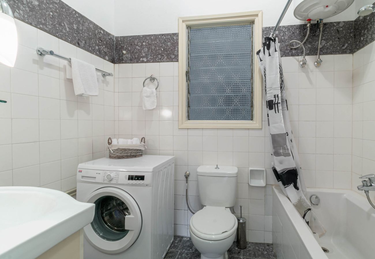 Apartment in Corfu Town - Charming Central Corfu Apartment in old Town