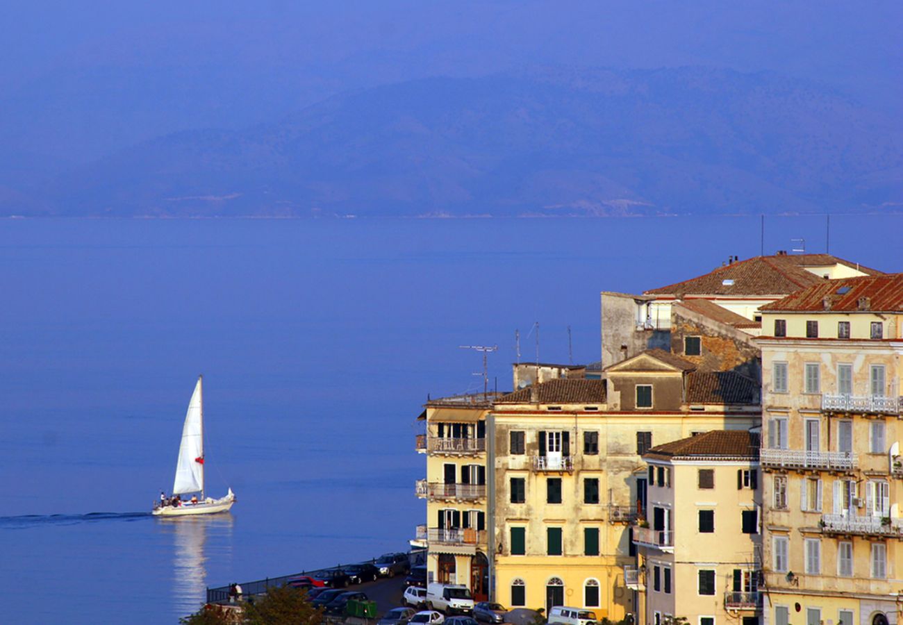 Apartment in Corfu Town - Charming Central Corfu Apartment in old Town