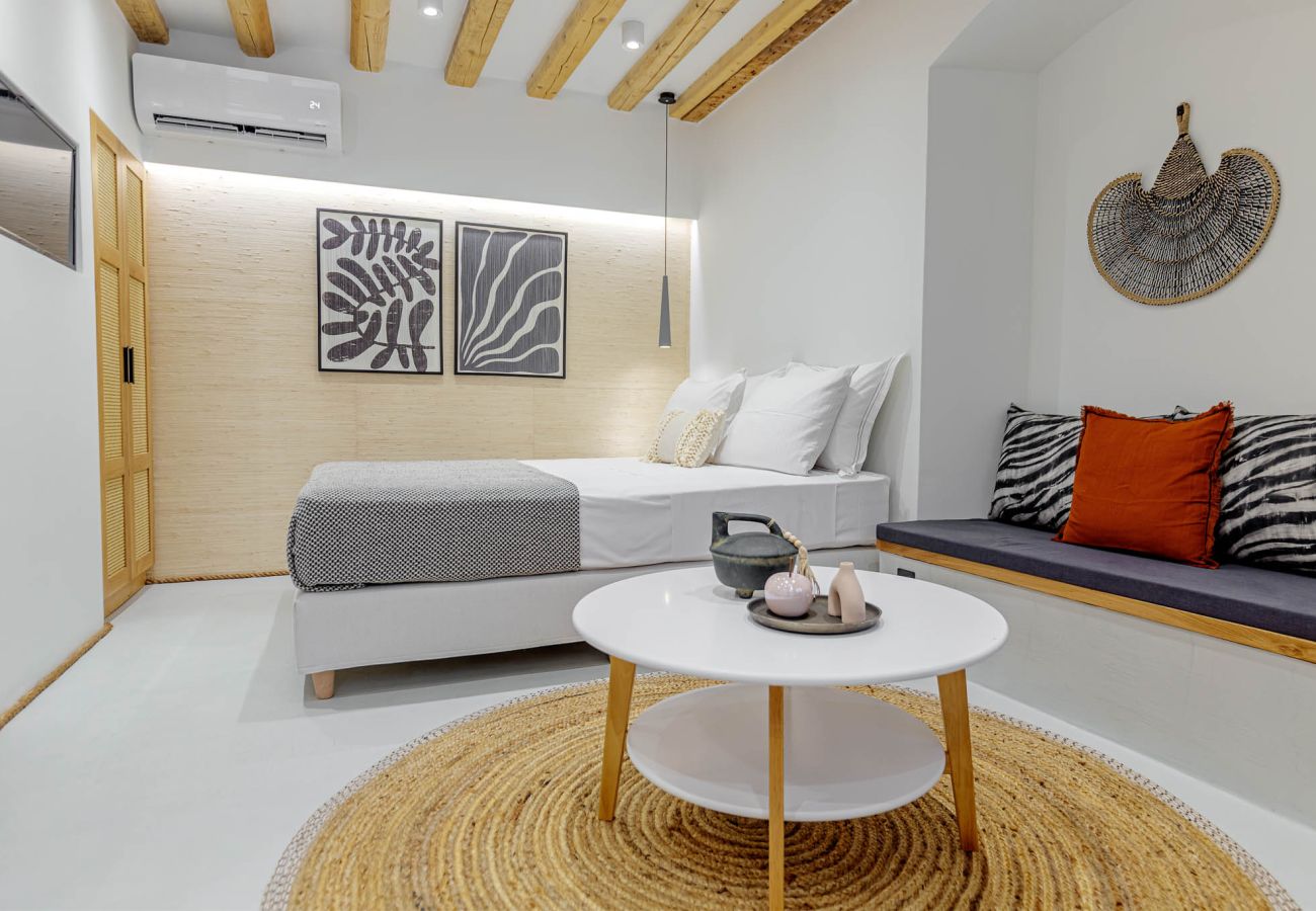 Apartment in Corfu Town - Piccolo Mouragia - old Corfu Town