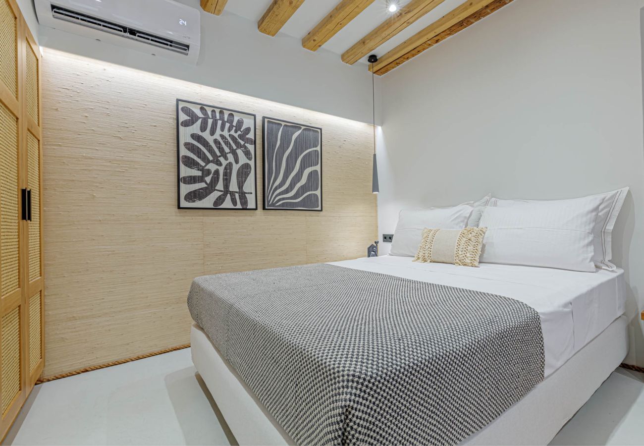 Apartment in Corfu Town - Piccolo Mouragia - old Corfu Town