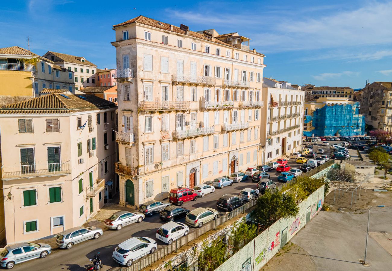 Apartment in Corfu Town - Piccolo Mouragia - old Corfu Town