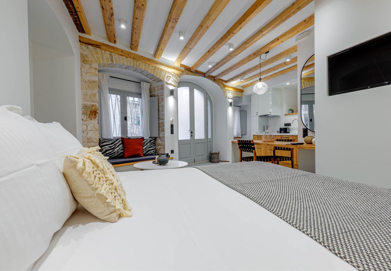 Apartment in Corfu Town - Piccolo Mouragia - old Corfu Town