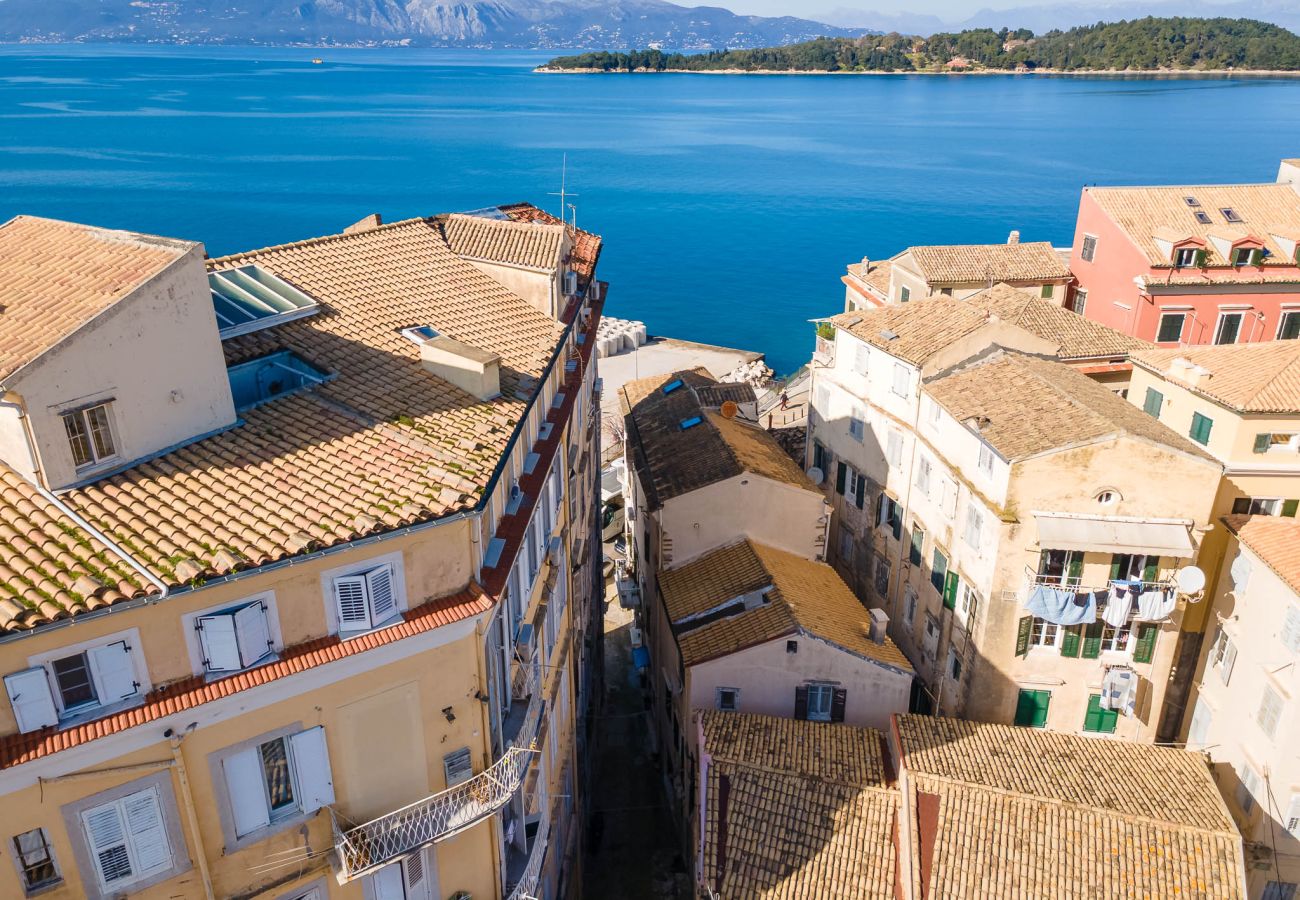 Apartment in Corfu Town - Piccolo Mouragia - old Corfu Town