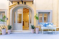 Apartment in Corfu Town - Piccolo Mouragia - old Corfu Town